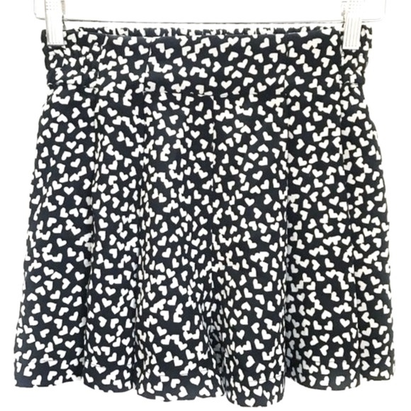 Zara Flutter Shorts Flowy High Rise Black/Off-White Heart Print w Pockets Sz XS - Picture 1 of 9